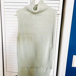 Banana Republic Sleeveless Cowl Neck Sweater Vest - Sage Green